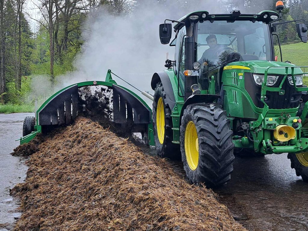 Kompostwender TG 263 Gujer Landmascchinen AG