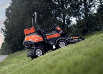 Aufsitzmaeher Gujer Landmaschinen AG, Husqvarna Vertretung