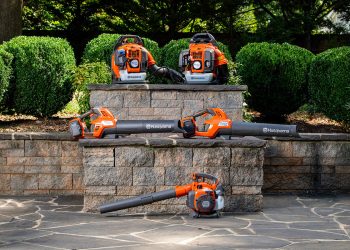 Gartentraktor Gujer Landmaschinen AG, Husqvarna Vertretung