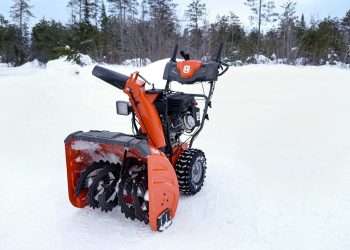 Schneefraese Gujer Landmaschinen AG, Husqvarna Vertretung